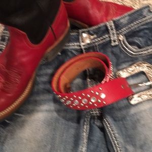 EUC Red 3-D western Belt 32